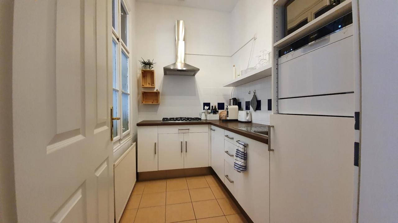 Gorgeous Viennese Apartment 10 Min To City Center Exterior photo